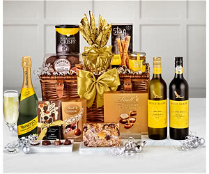 Christmas Delight Hamper With Sparkling Prosecco