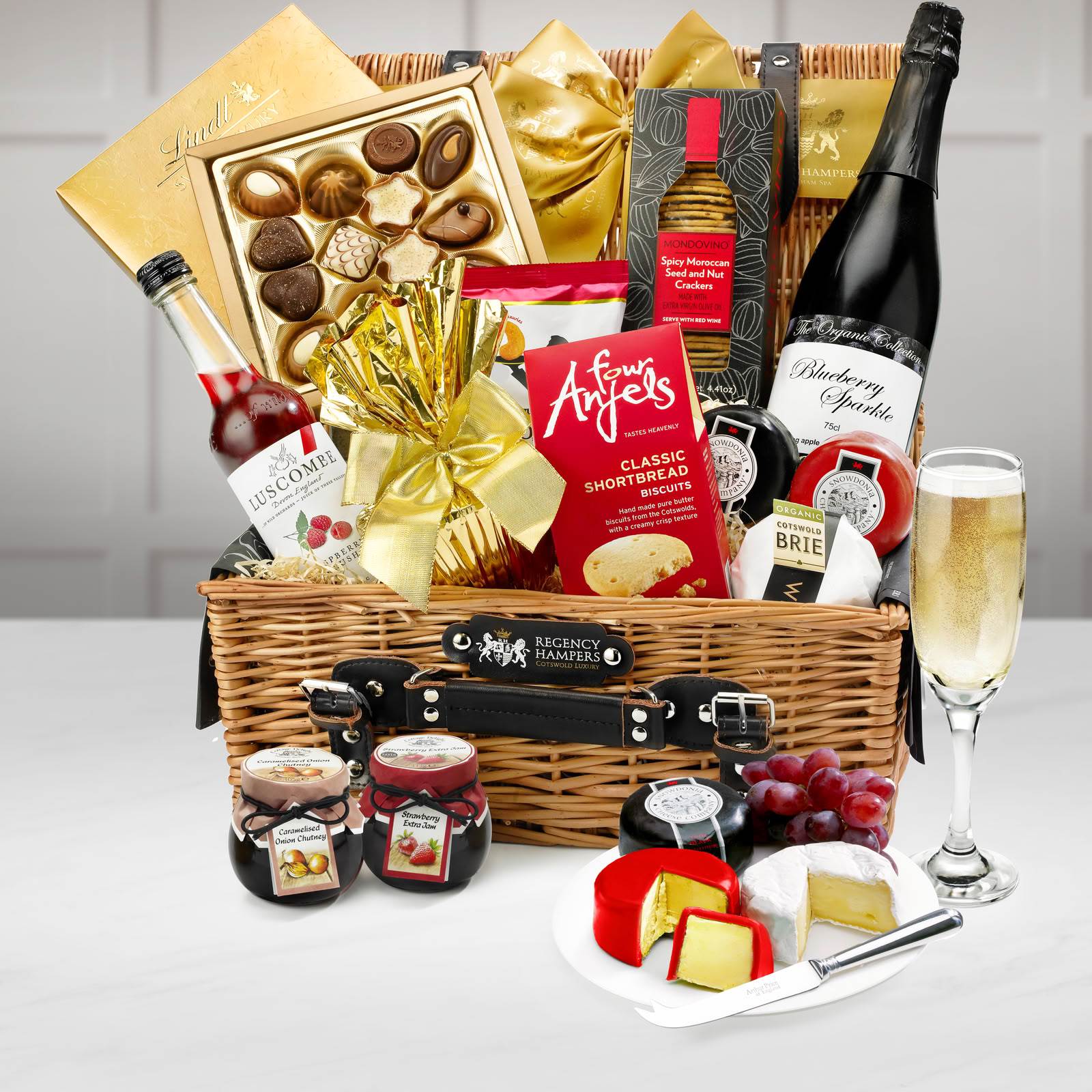 Regency Hampers Eton Alcohol-Free Gift Hamper with Organic Blueberry Sparkle Drink in a Handmade Willow Picnic Hamper