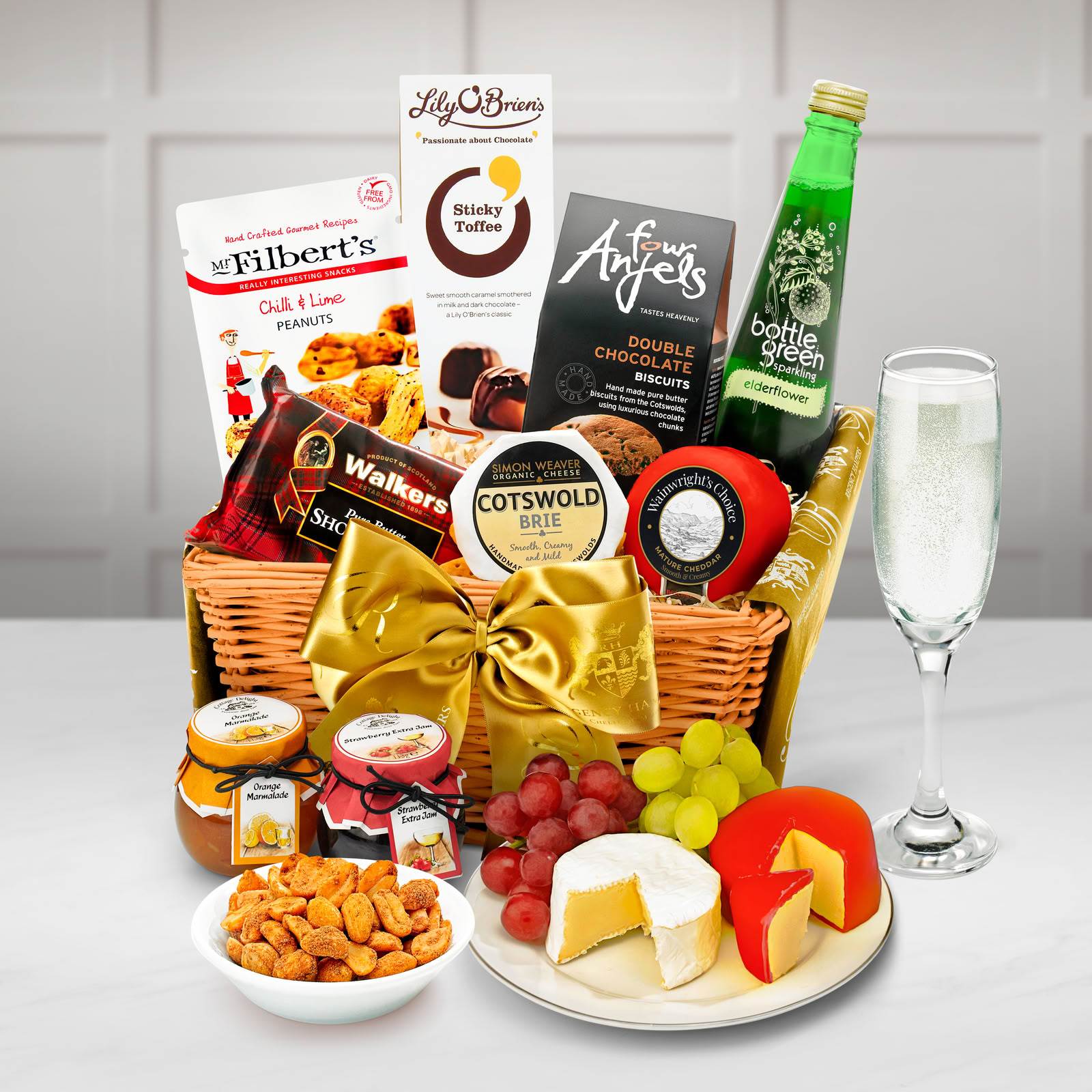 Luxury Hamper - Sparkling Presse, Cheese Selection, Chocolates, Preserves & Snacks
