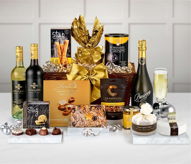 Luxury Christmas Hamper - Prosecco & Wine, Cheese, Shortbread, Fruitcake & More