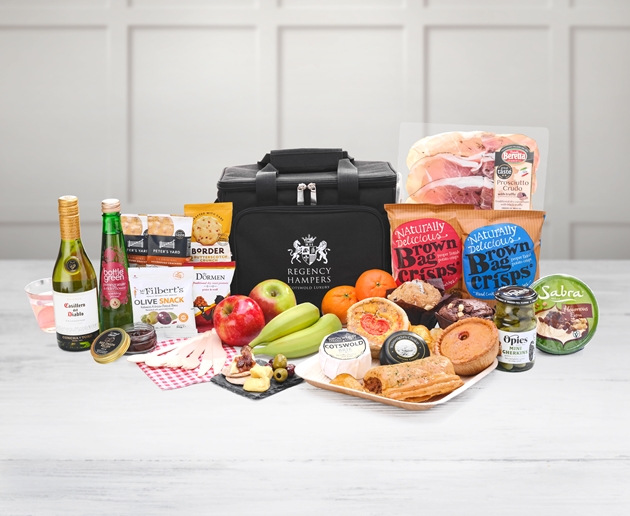 Medium Ultimate Savoury, Cheese & Nibbles Picnic Hamper in Cooler Bag With White Wine & Sparkling Pressé