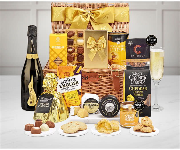 Fairfield Cheese & Gourmet Favourites Hamper With Sparkling Prosecco