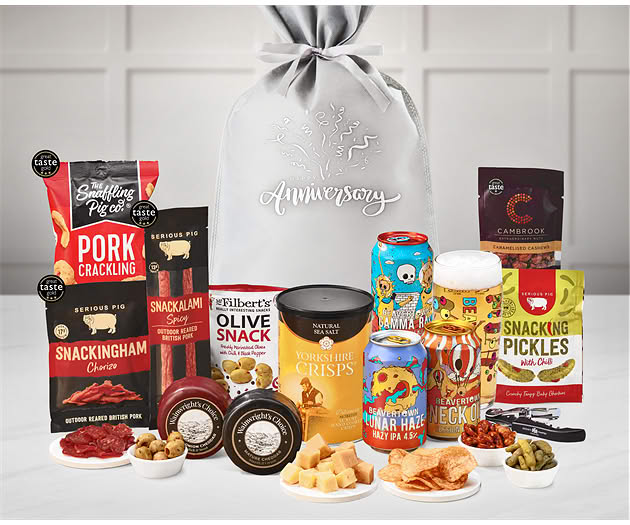 Anniversary Cheese & Pub Snacks Gift with Beavertown Ales