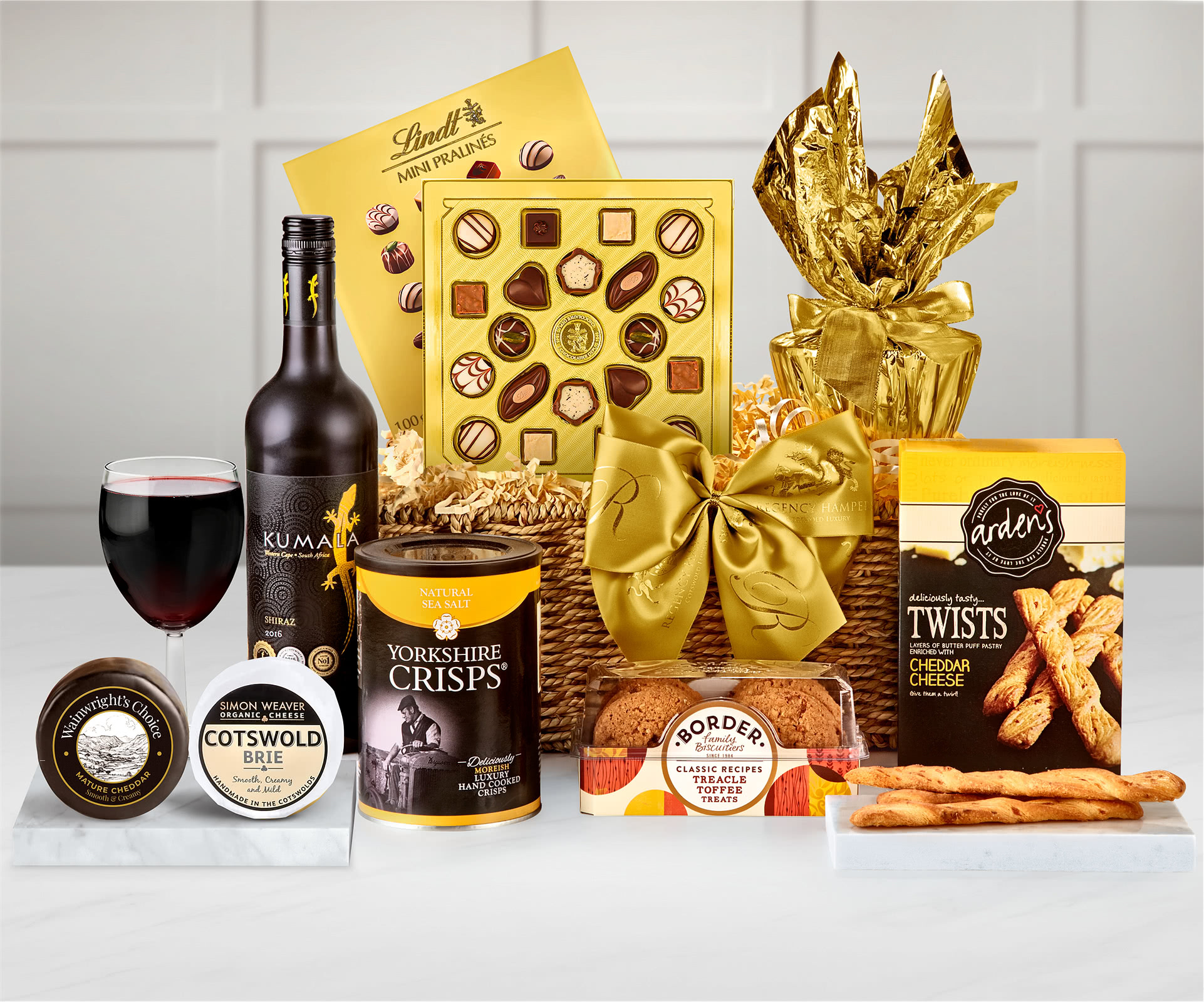 Harrogate Gift Hamper With Kumala Winemakers Shiraz Red Wine and Lindt, Mini Pralines, 100g in a Hand Woven Willow Tray