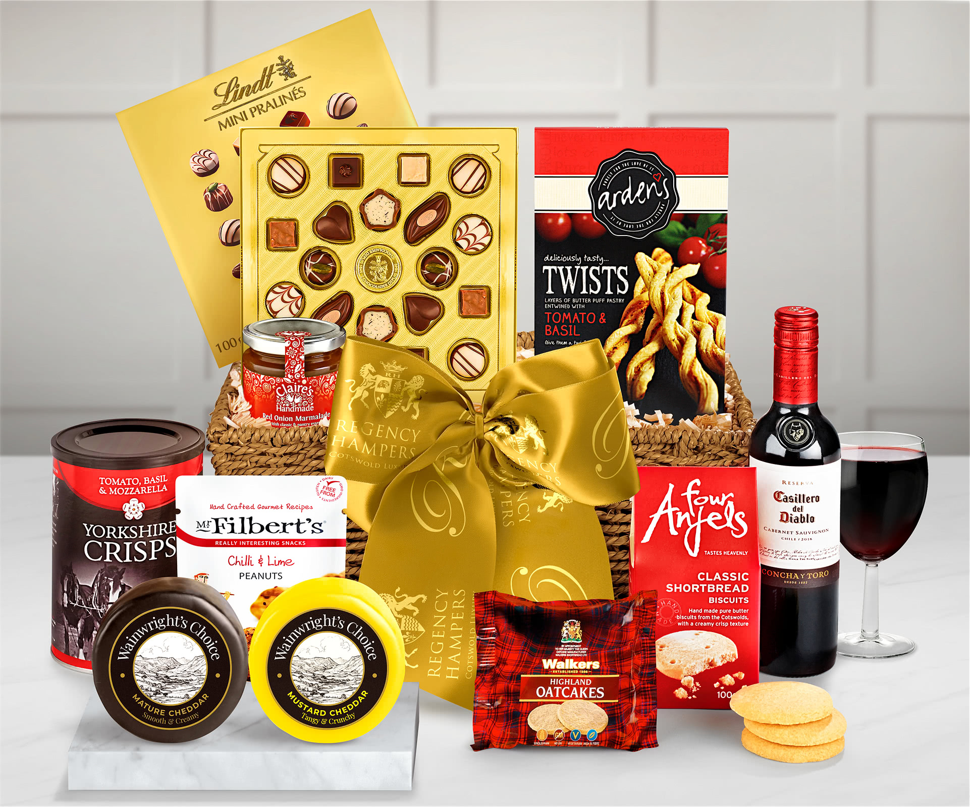 Oxford Gift Hamper With Casillero Del Diablo Cabernet Sauvignon and Lindt, Mini Pralines, 100g in a Hand Woven Willow Tray