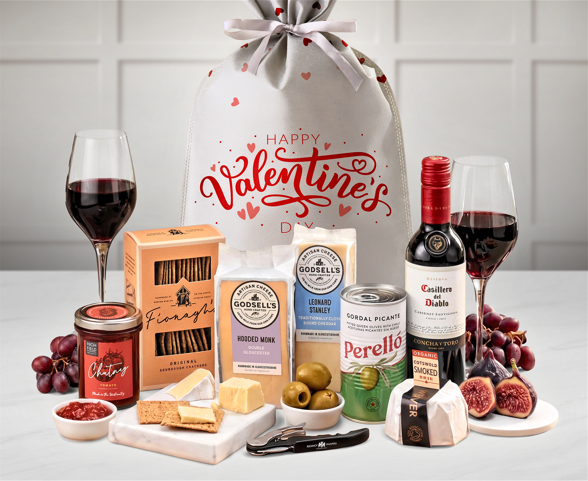 Valentine's Day Cotswold Artisan Cheese & Wine Tas Gift in a Silver, "happy Valentine's Day" Printed Sack